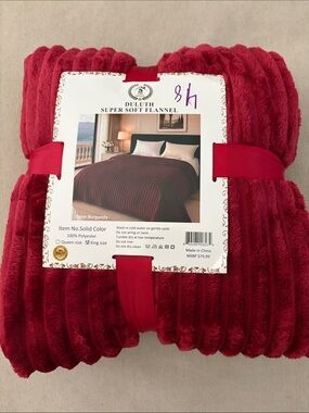 Duluth Plush Flannel Throw Blanket - Burgundy